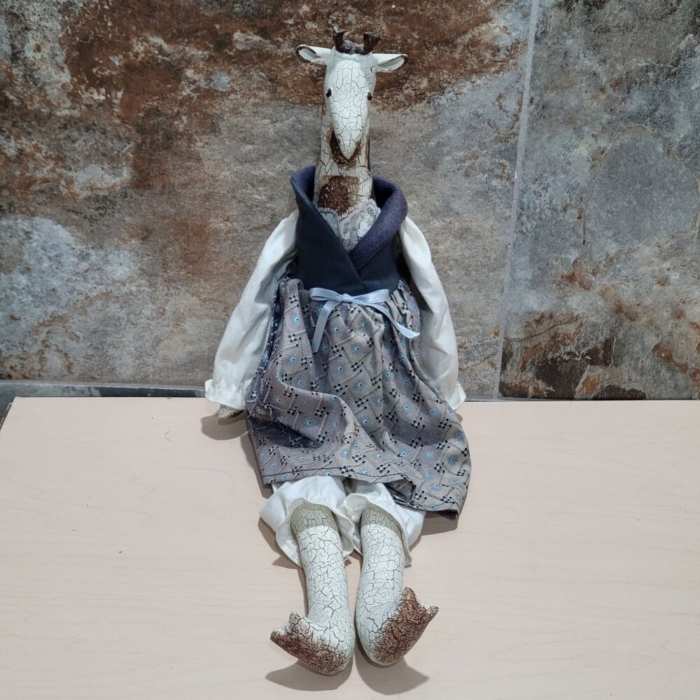 Vintage Judy Wachlin Stuffed Shelf Sitter Giraffe Doll Folk Art